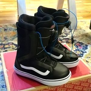 Vans Encore OG Womens Size 7 Snowboard Boots